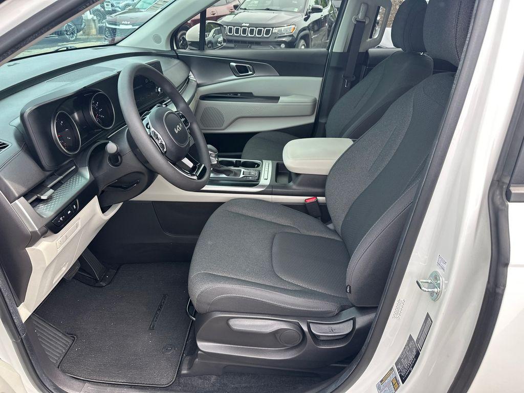 used 2023 Kia Carnival car, priced at $32,498