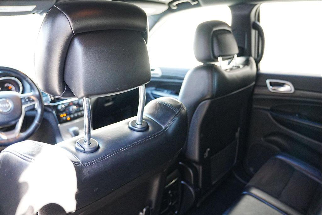 used 2021 Jeep Grand Cherokee car, priced at $17,144