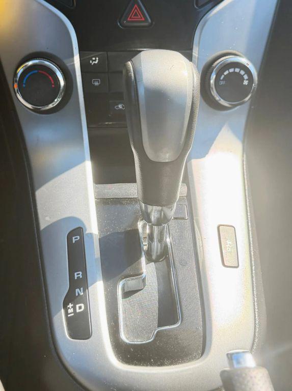 used 2014 Chevrolet Cruze car, priced at $7,995