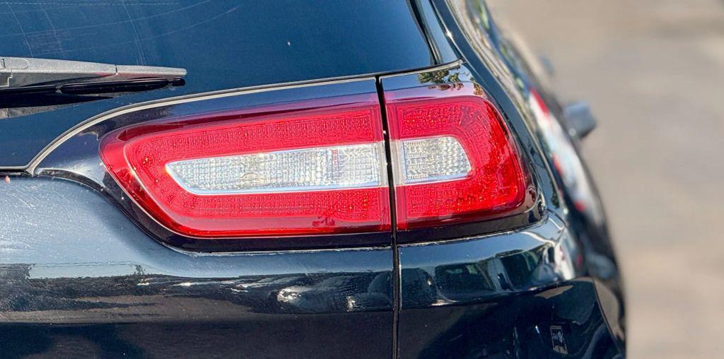 used 2017 Jeep Cherokee car, priced at $9,595