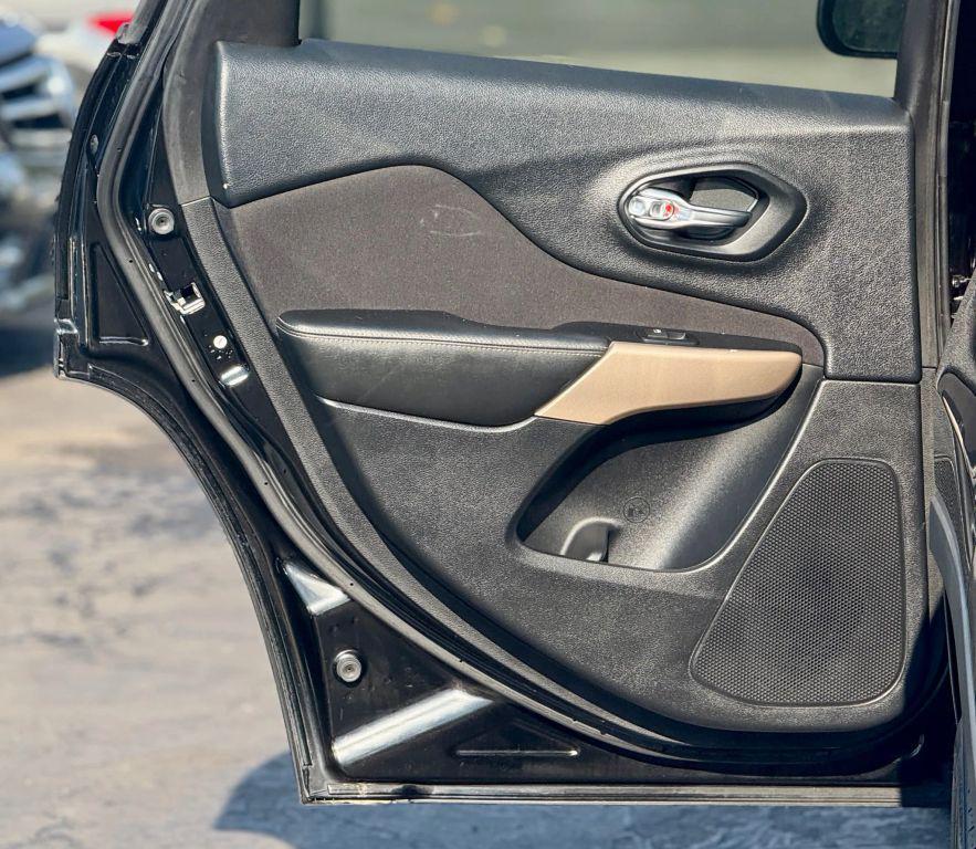 used 2017 Jeep Cherokee car, priced at $9,595