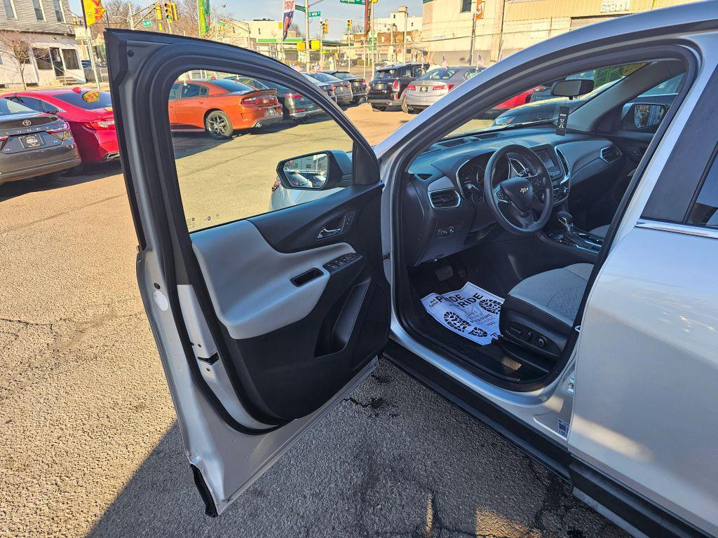 used 2022 Chevrolet Equinox car, priced at $16,213