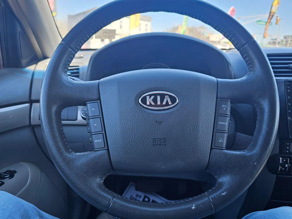 used 2009 Kia Borrego car, priced at $3,388
