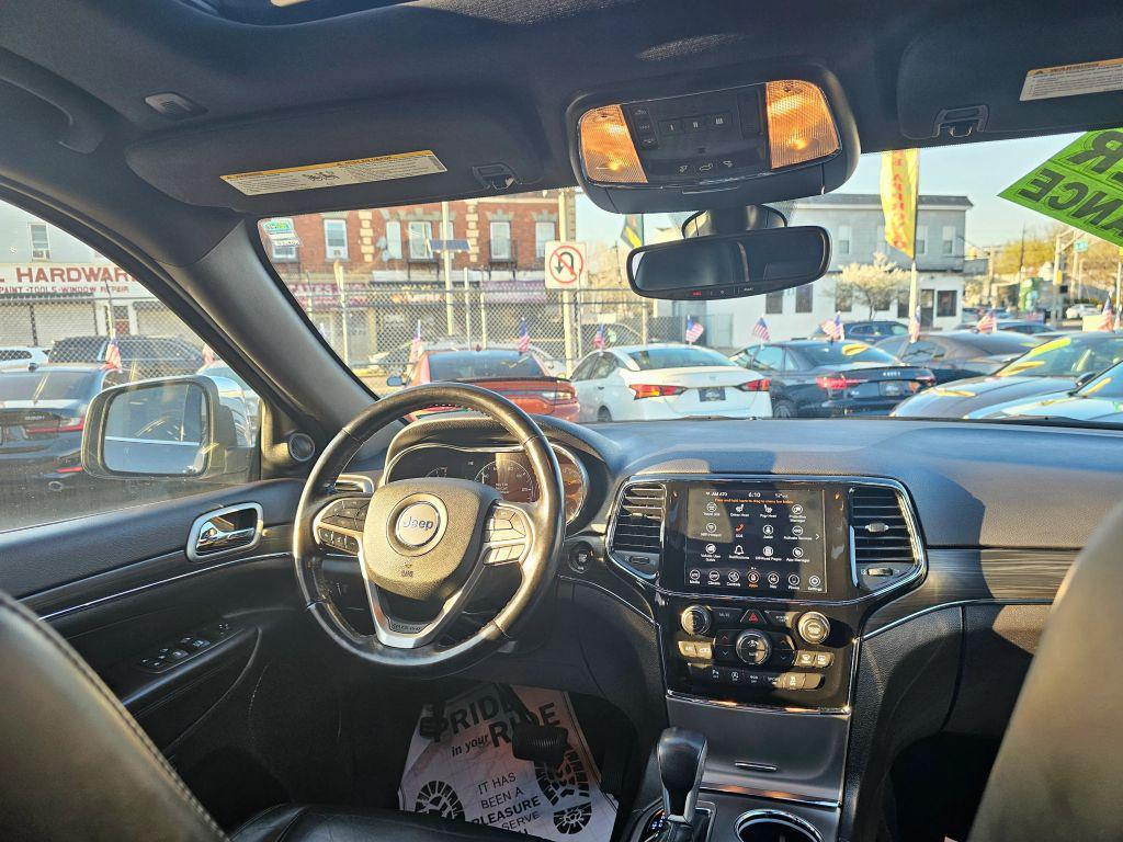 used 2020 Jeep Grand Cherokee car, priced at $15,704