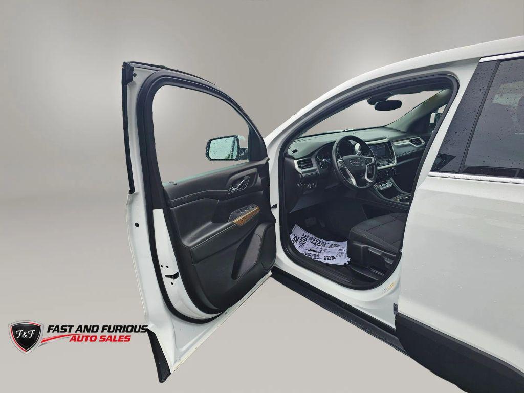 used 2022 GMC Acadia car, priced at $17,850