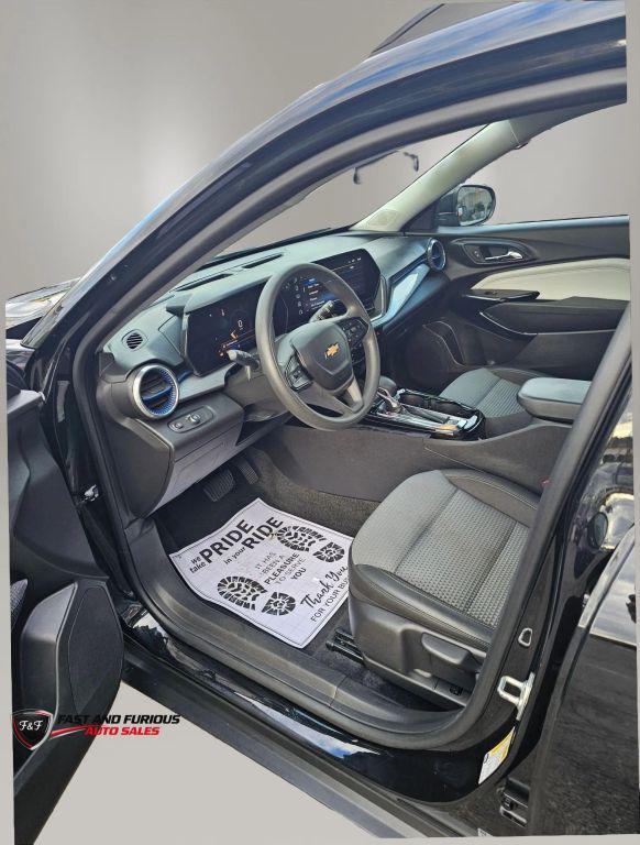 used 2024 Chevrolet Trax car, priced at $16,688