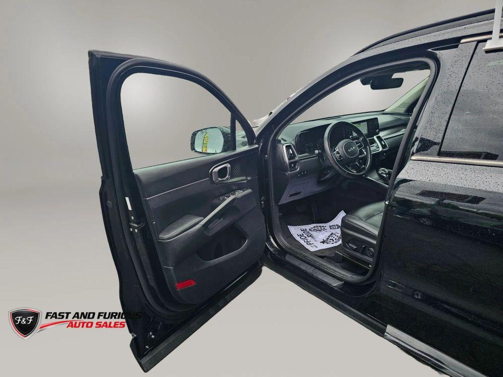 used 2022 Kia Sorento car, priced at $22,326