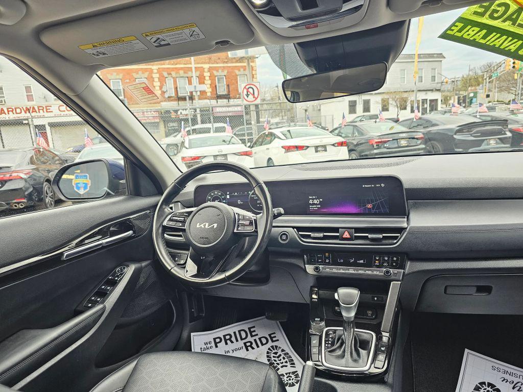 used 2024 Kia Seltos car, priced at $20,777