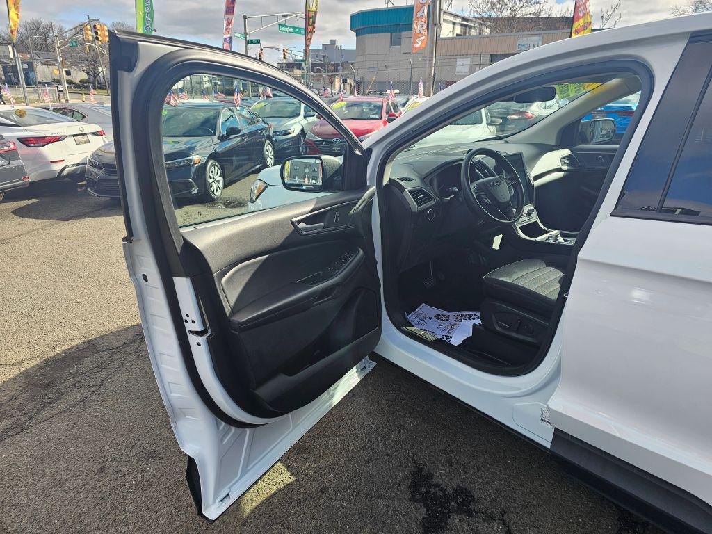 used 2022 Ford Edge car, priced at $14,142