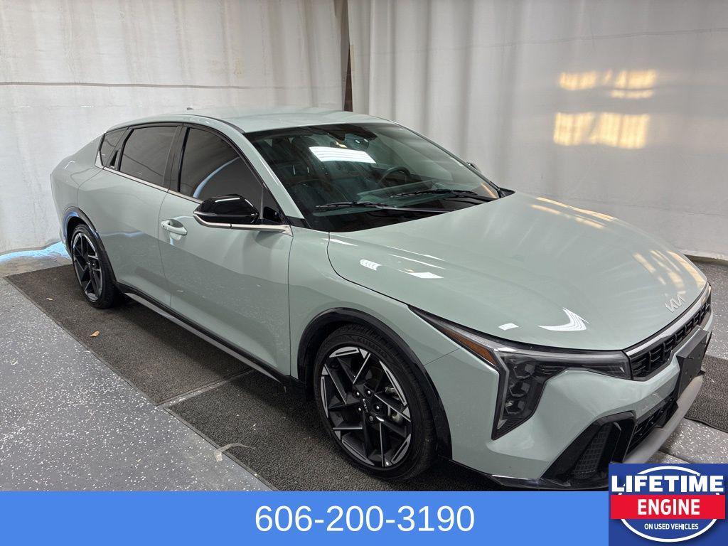 used 2025 Kia K4 car
