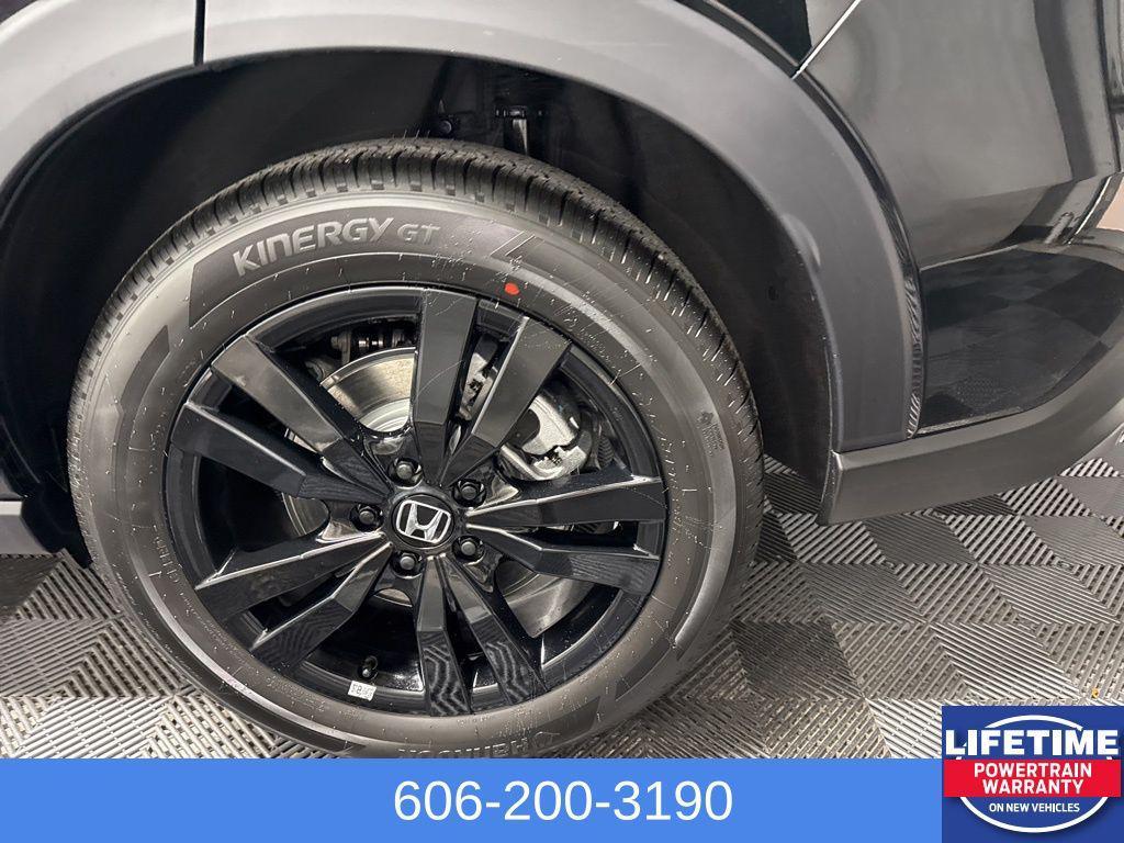 new 2026 Honda HR-V car, priced at $29,200