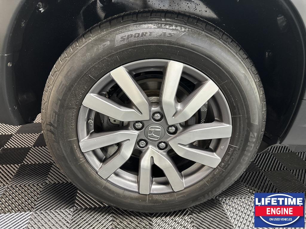 used 2020 Honda Pilot car, priced at $25,900