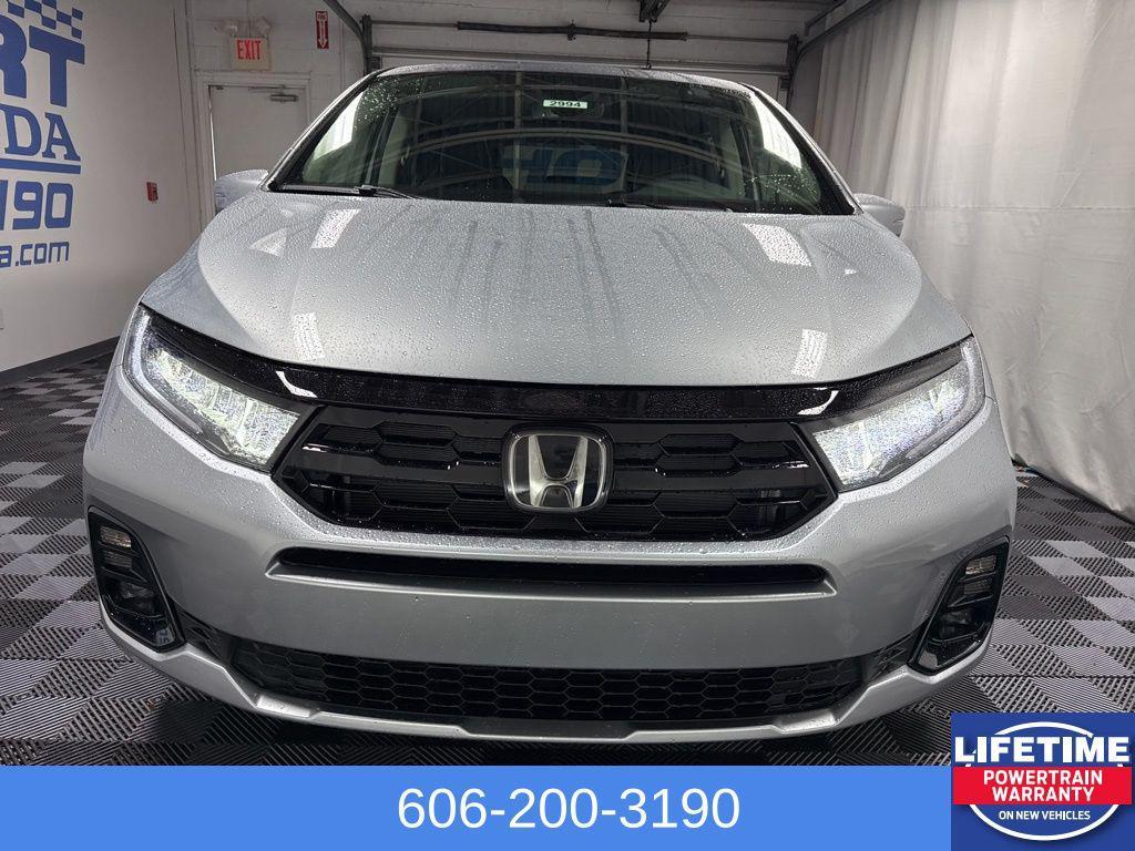 new 2026 Honda Odyssey car, priced at $50,190