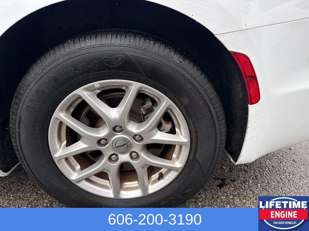 used 2024 Chrysler Pacifica car, priced at $29,362