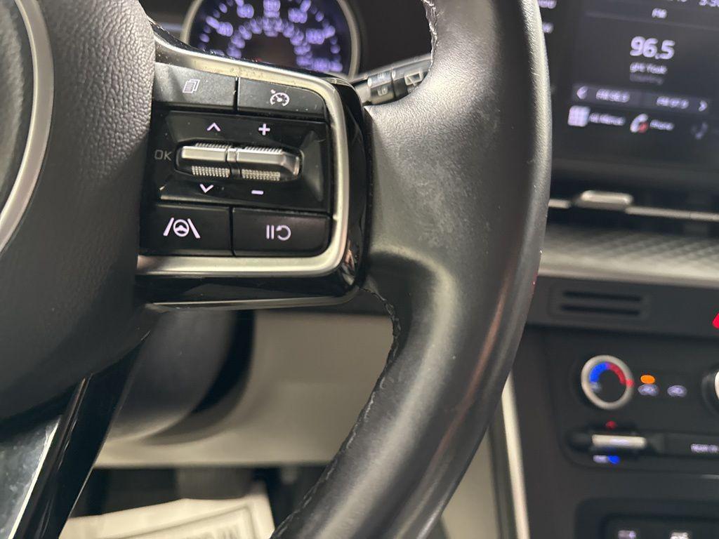 used 2022 Kia Carnival car, priced at $19,523