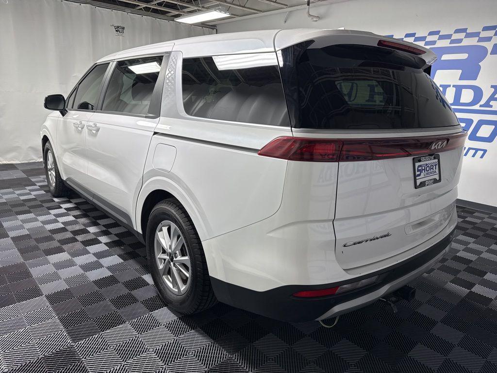 used 2022 Kia Carnival car, priced at $19,523