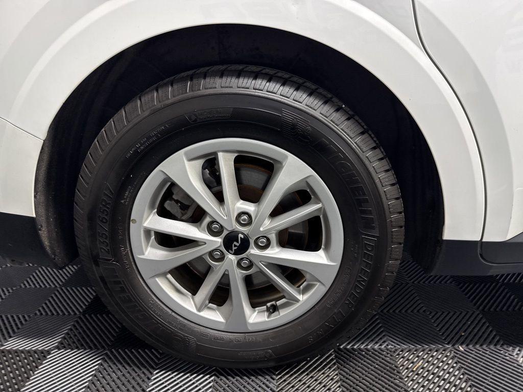 used 2022 Kia Carnival car, priced at $19,523