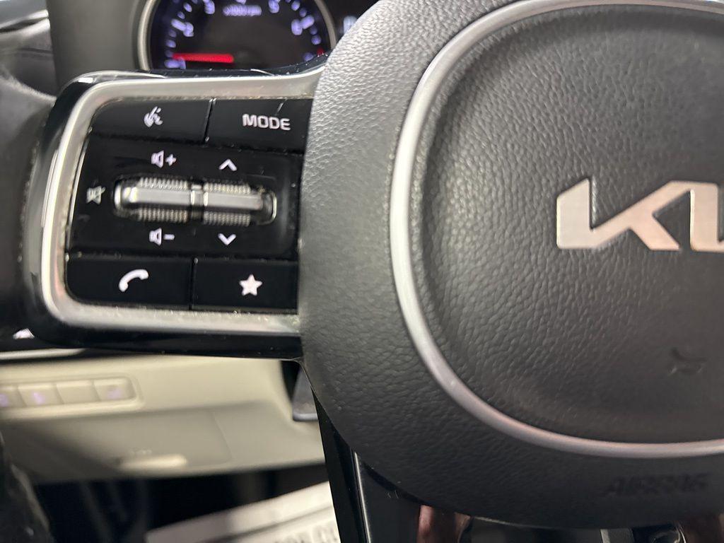 used 2022 Kia Carnival car, priced at $19,523