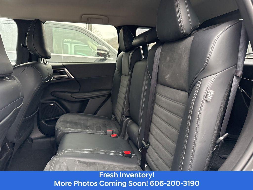 used 2025 Mitsubishi Outlander car, priced at $27,702