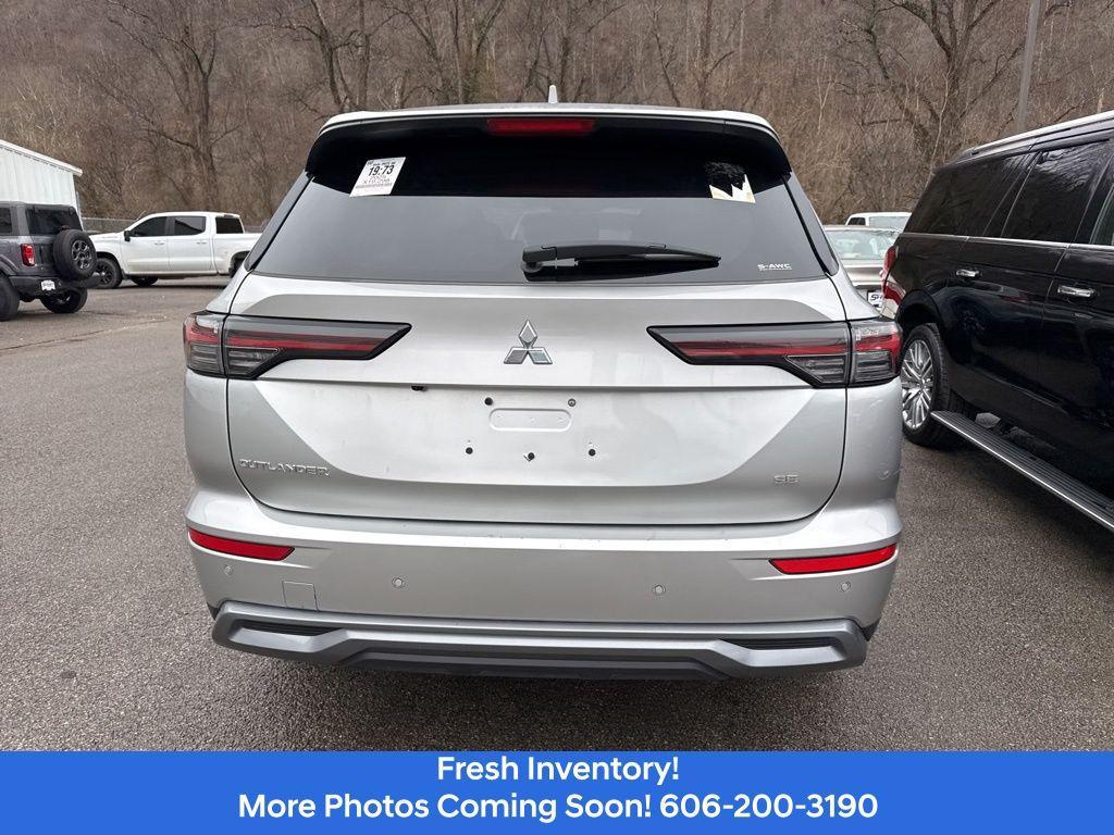 used 2025 Mitsubishi Outlander car, priced at $27,702