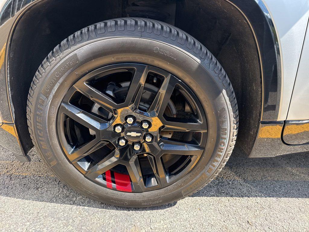 used 2019 Chevrolet Traverse car, priced at $23,575