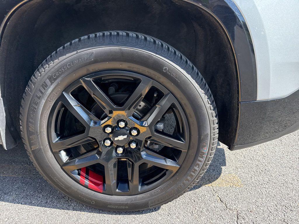 used 2019 Chevrolet Traverse car, priced at $23,575