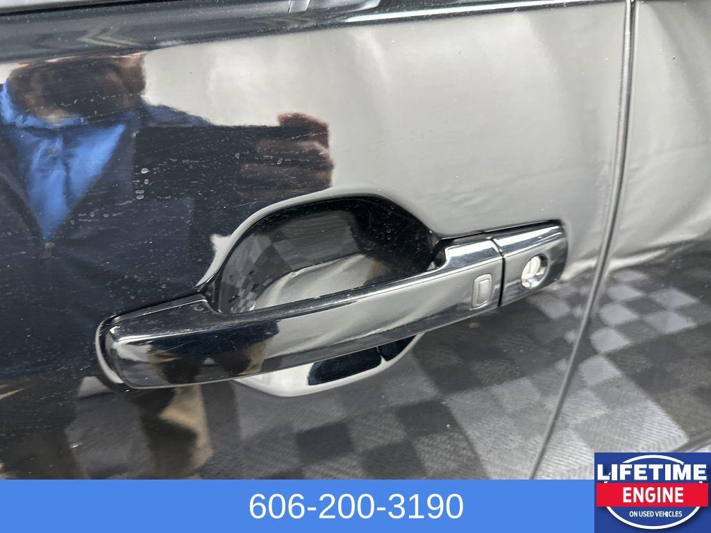 used 2023 Nissan Frontier car, priced at $33,006