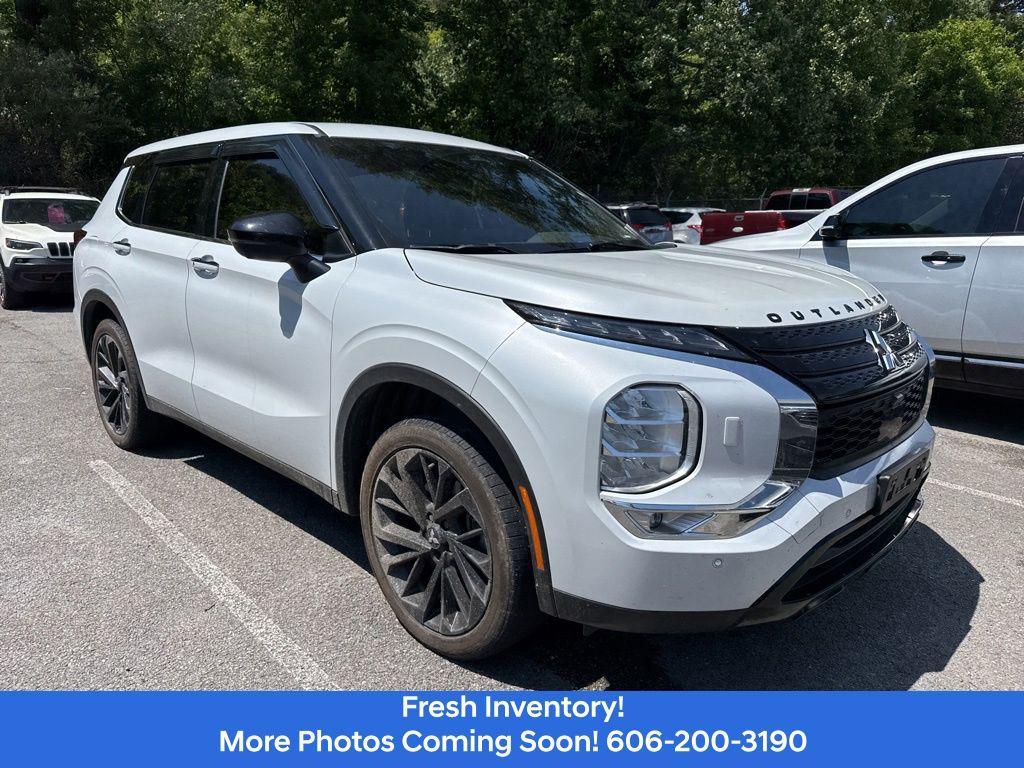 used 2024 Mitsubishi Outlander car, priced at $26,241