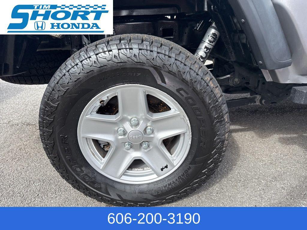 used 2020 Jeep Gladiator car, priced at $26,000