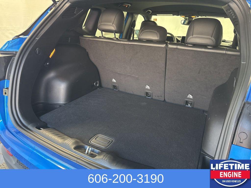 used 2023 Jeep Compass car, priced at $25,104