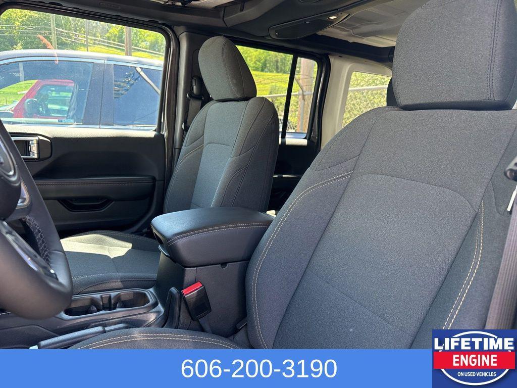 used 2025 Jeep Wrangler 4xe car, priced at $29,000