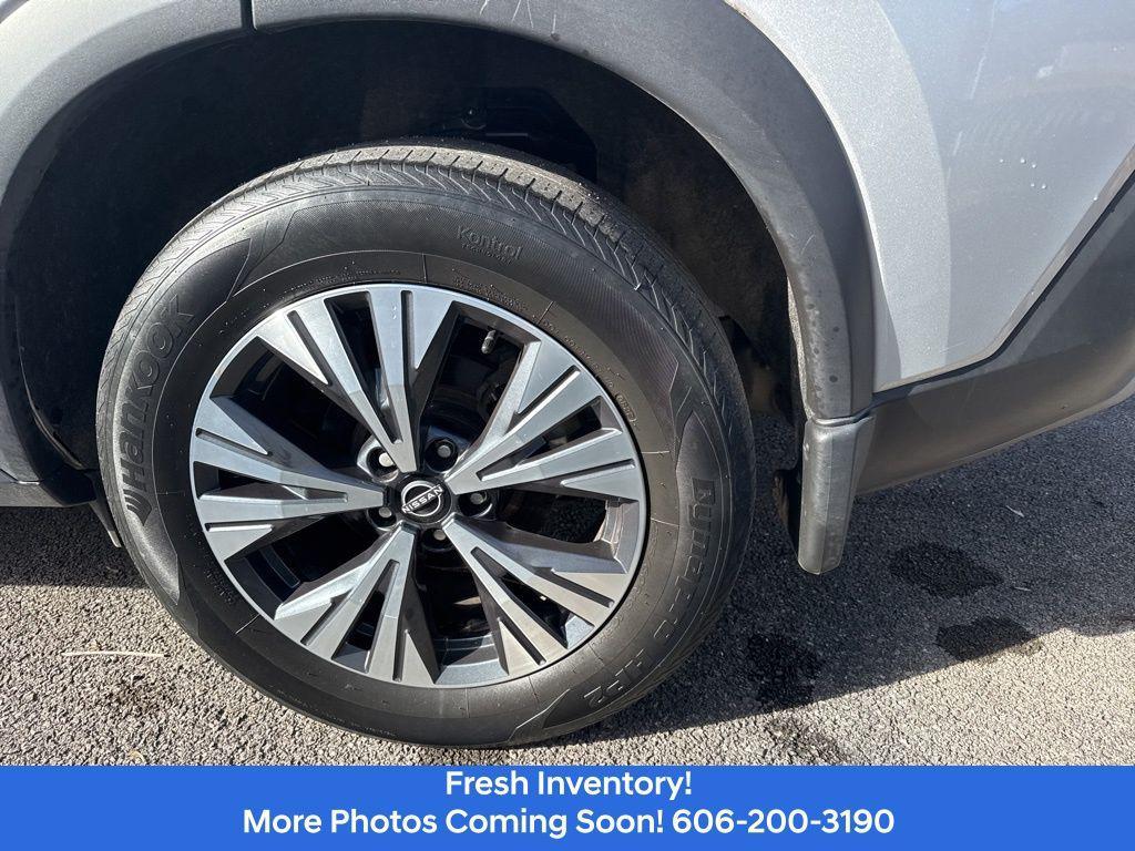 used 2022 Nissan Rogue car, priced at $21,144