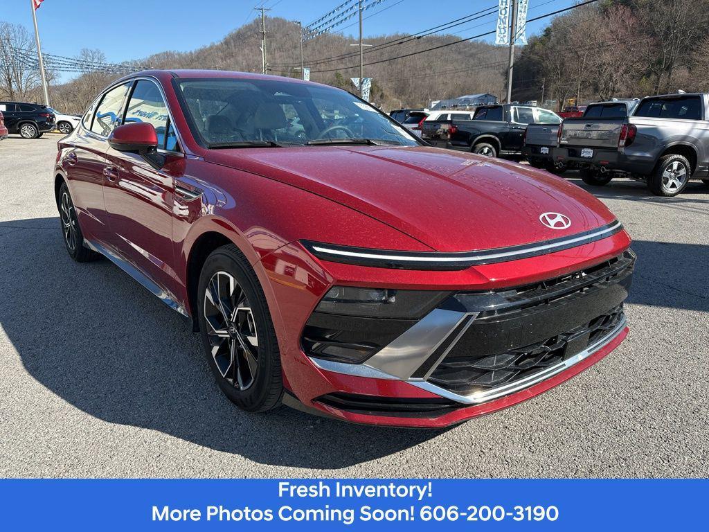 used 2025 Hyundai Sonata car, priced at $22,263