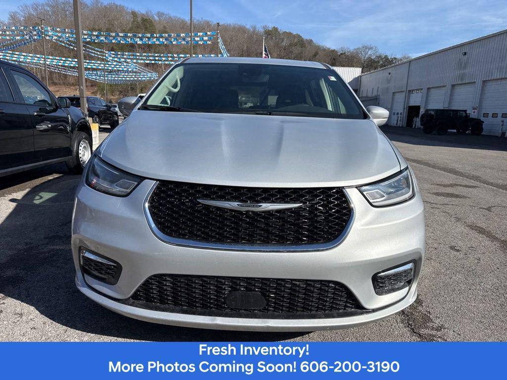 used 2022 Chrysler Pacifica Hybrid car, priced at $21,600