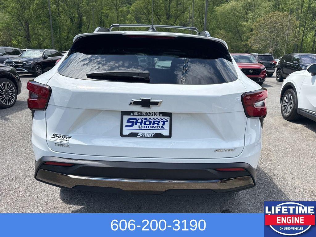 used 2025 Chevrolet Trax car, priced at $24,420