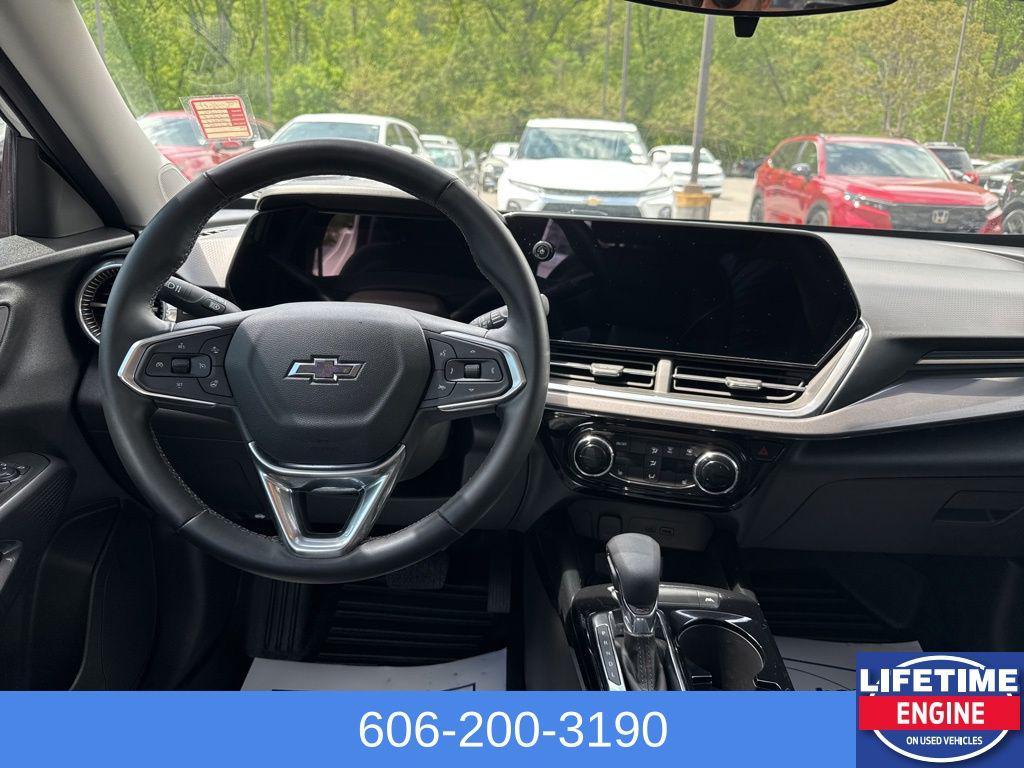 used 2025 Chevrolet Trax car, priced at $24,420