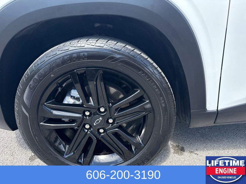 used 2025 Chevrolet Trax car, priced at $24,420