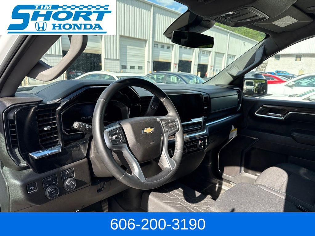 used 2024 Chevrolet Silverado 1500 car, priced at $41,932