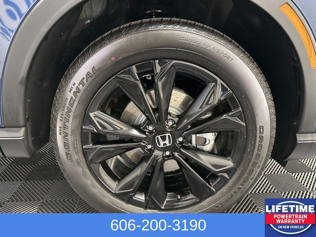 new 2026 Honda CR-V Hybrid car, priced at $42,700