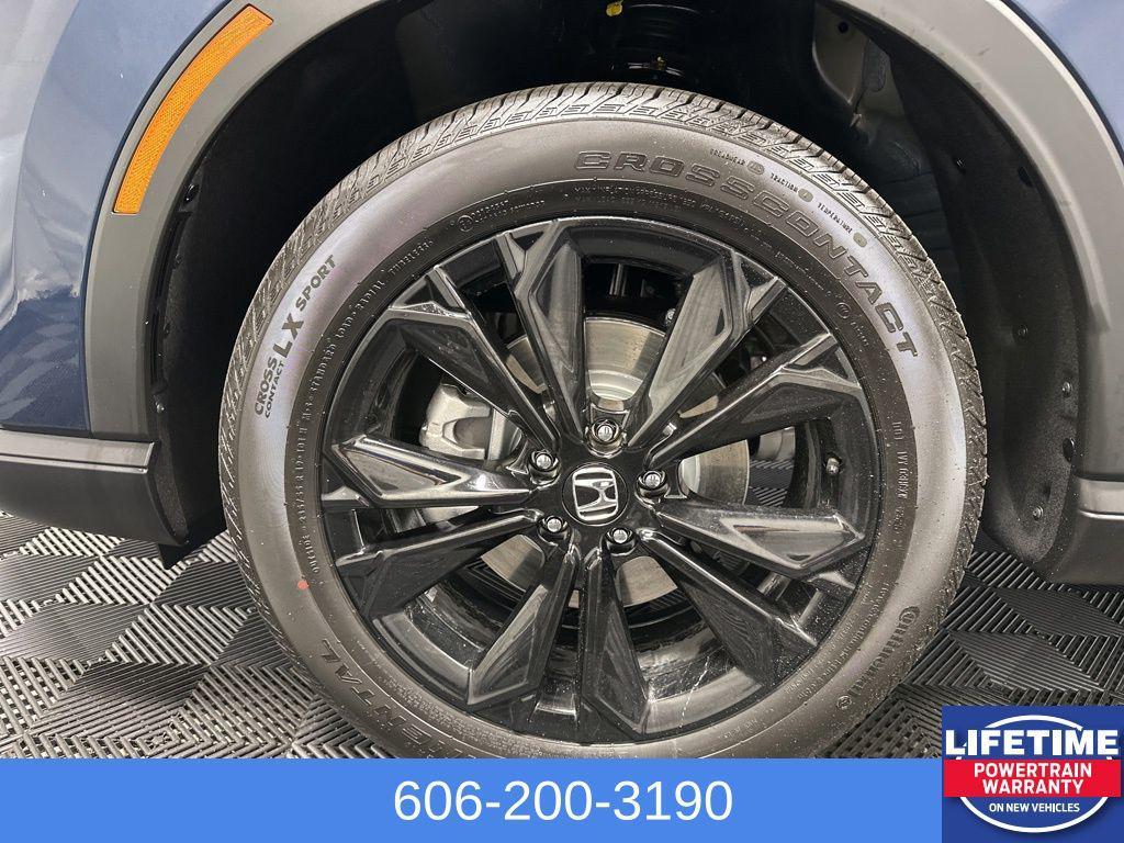 new 2026 Honda CR-V Hybrid car, priced at $42,700