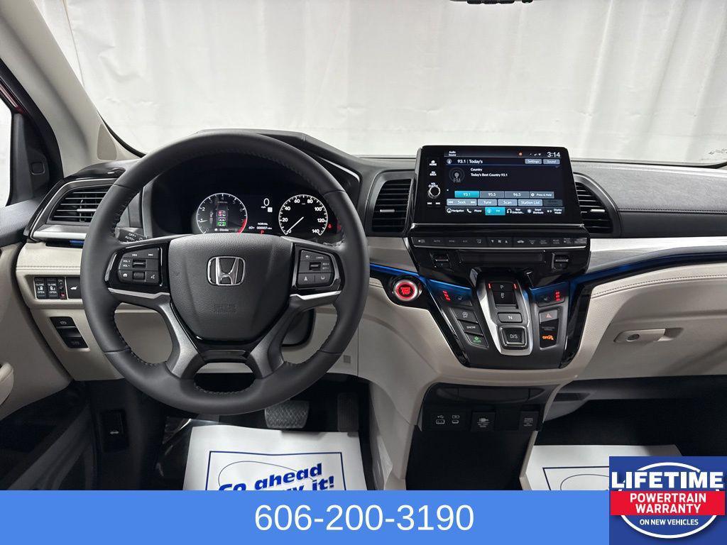new 2026 Honda Odyssey car, priced at $48,445