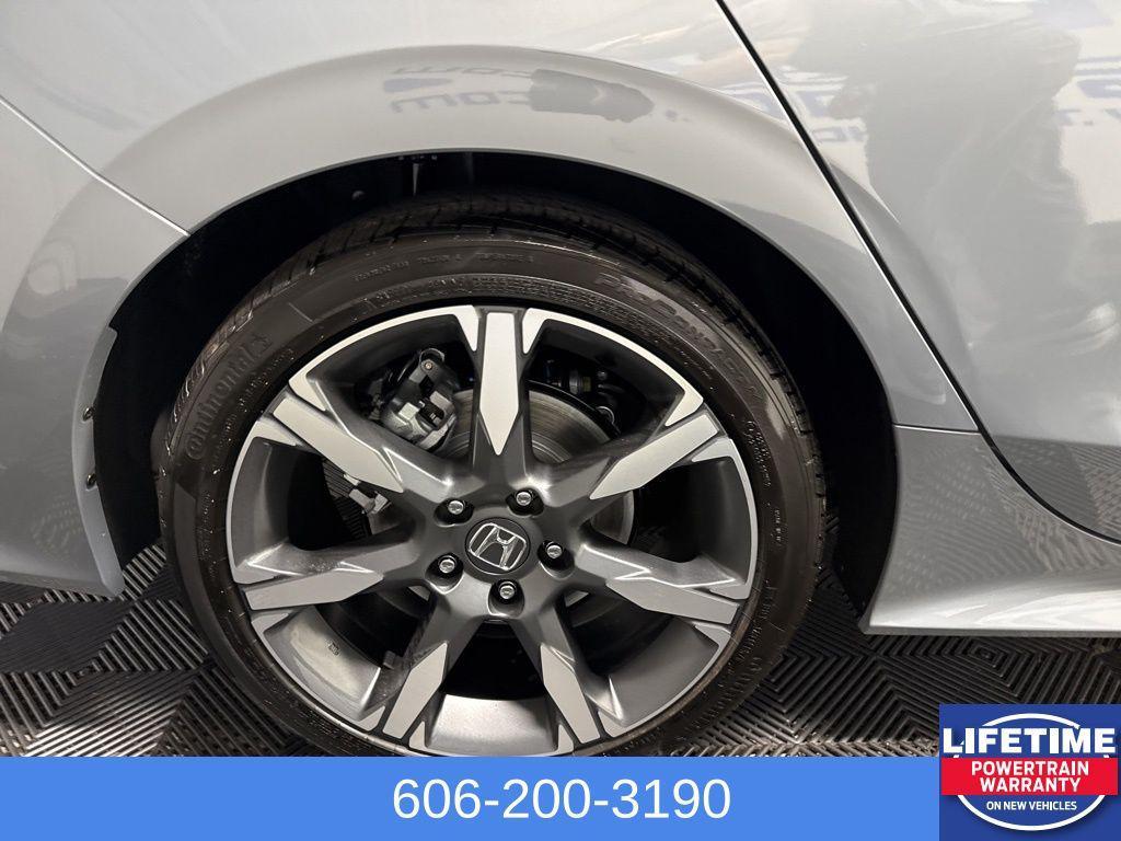 new 2026 Honda Civic Hybrid car, priced at $33,945