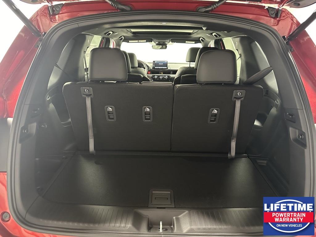 new 2025 Honda Pilot car, priced at $50,950