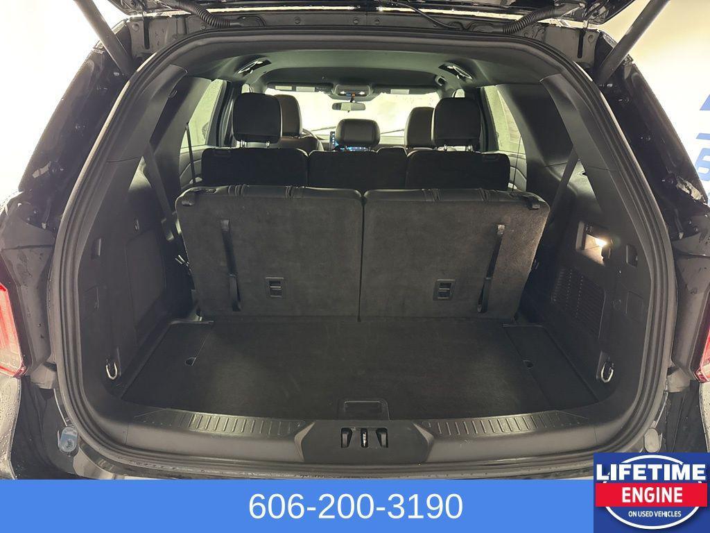 used 2025 Ford Explorer car, priced at $40,152