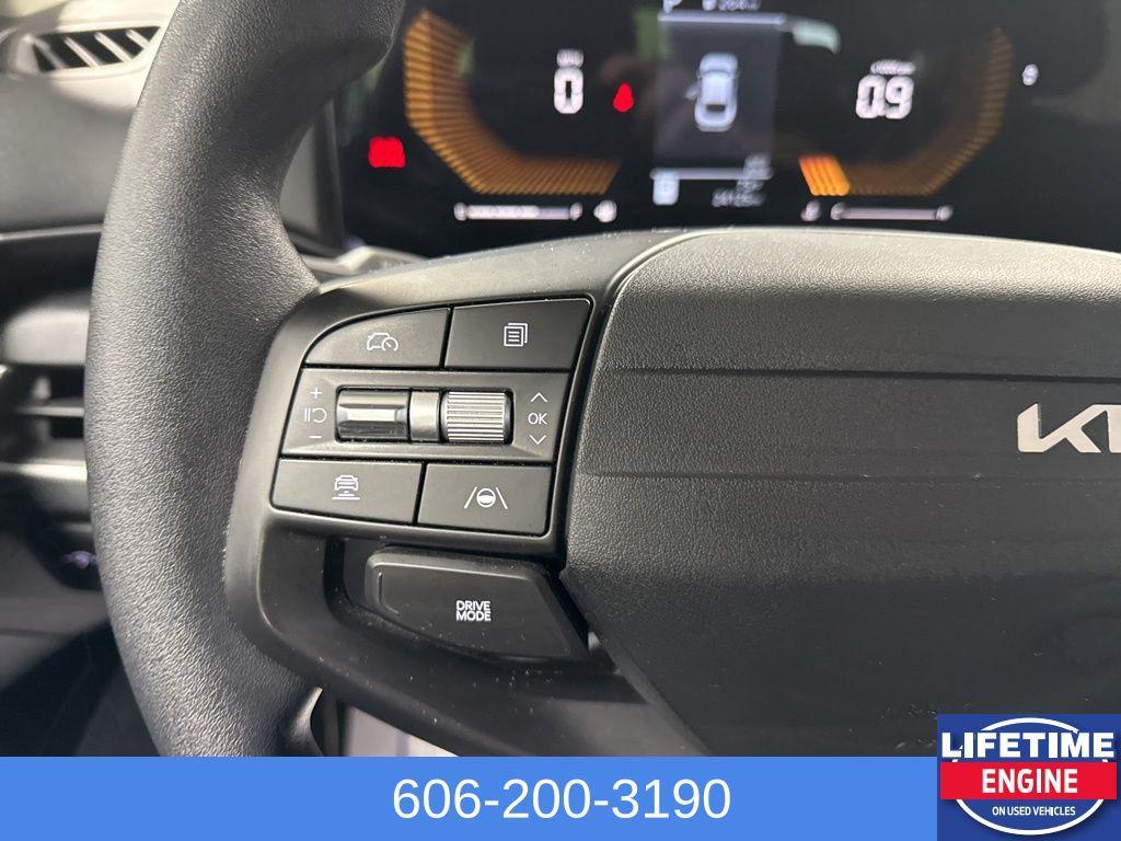 used 2025 Kia K4 car, priced at $21,801