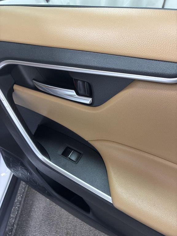 used 2022 Toyota RAV4 Hybrid car, priced at $25,400