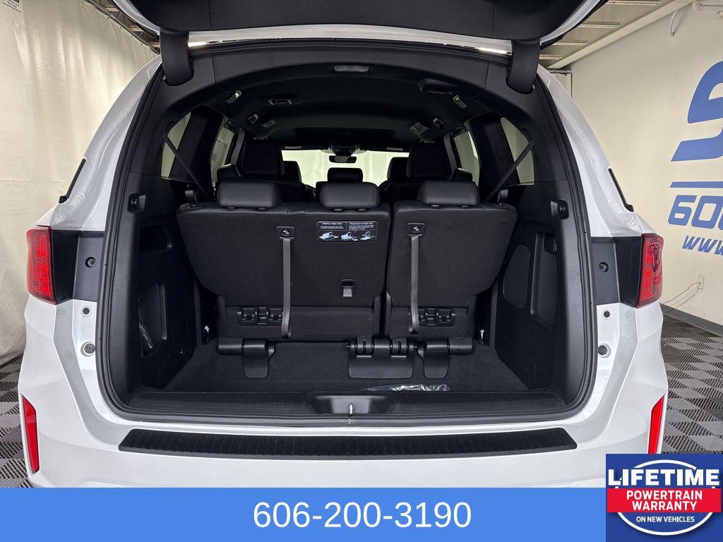 new 2026 Honda Odyssey car, priced at $43,845