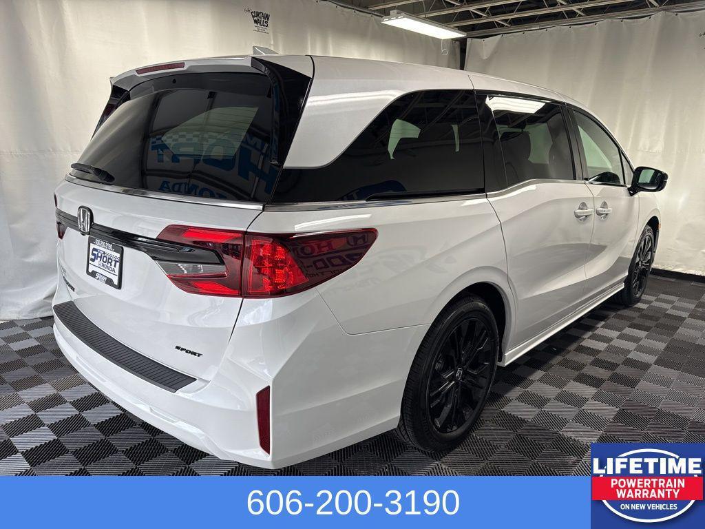 new 2026 Honda Odyssey car, priced at $43,845