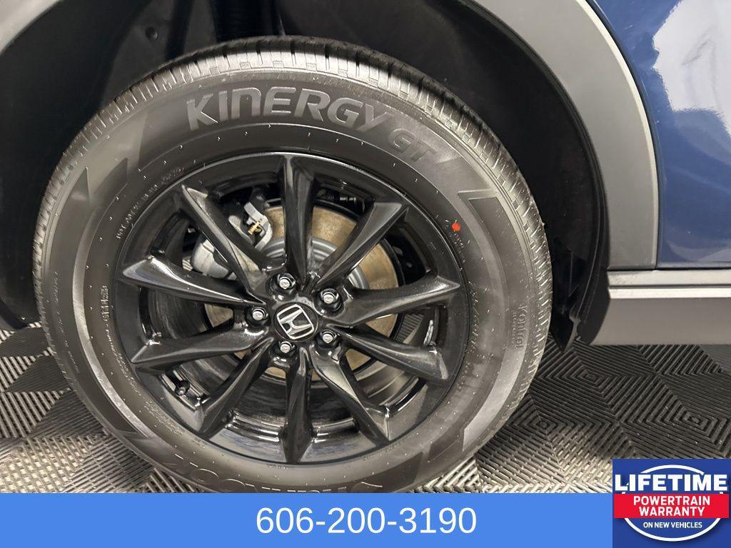 new 2026 Honda CR-V Hybrid car, priced at $39,425