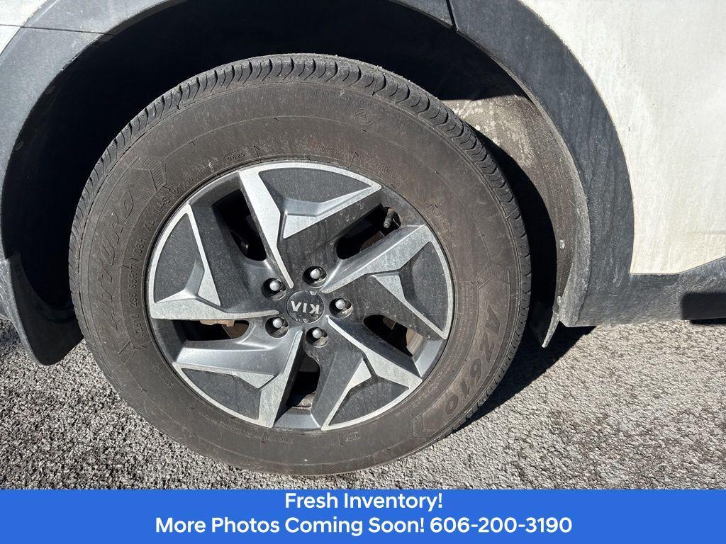 used 2021 Kia Sorento Hybrid car, priced at $20,500